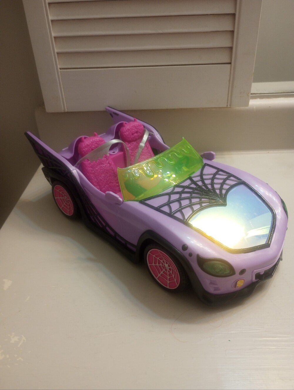 Monster High Ghoul Mobile Convertible Toy Car